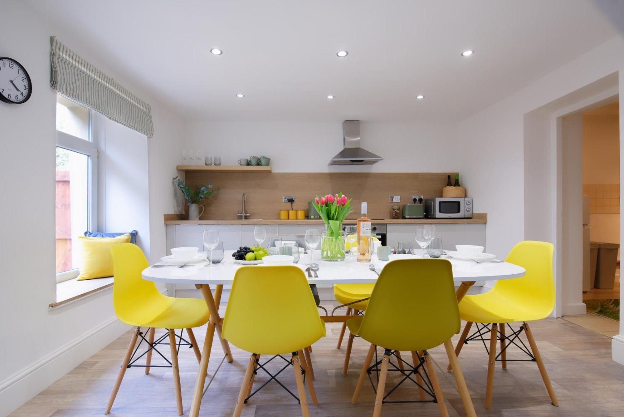 Stayright 3 Bed Home Near Hiking Trails & Parks Llwynypia Ngoại thất bức ảnh
